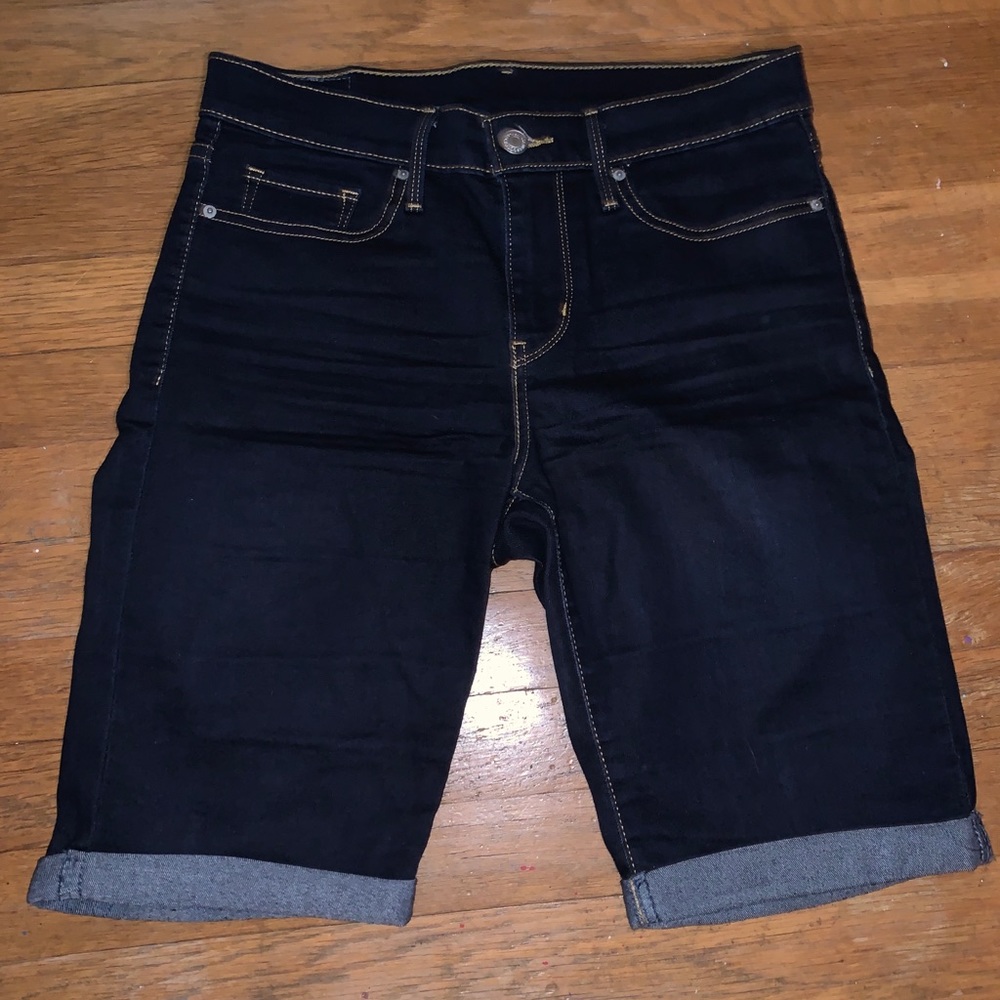 Levi’s Bermuda shorts